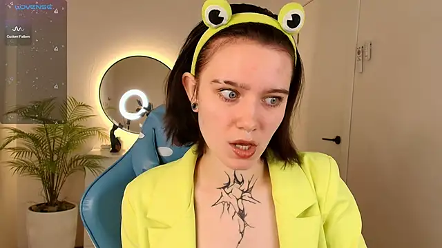 Elastikisss online show from 11/16/25, 02:28