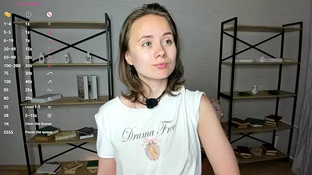 Crysta1Eva  online show from 07/04/26, 07:31