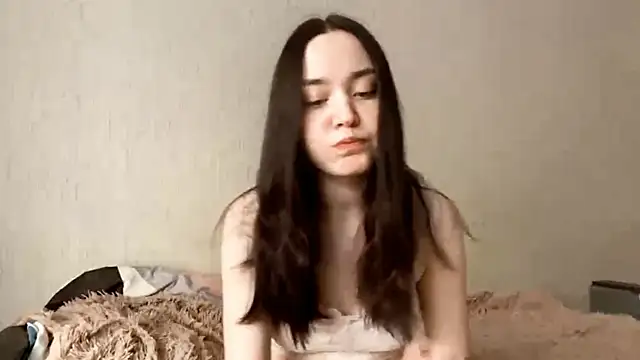 Snapshot of VividSienna chatting on 10/20/25, 09:10 VividSienna online show from 10/20/25, 09:10