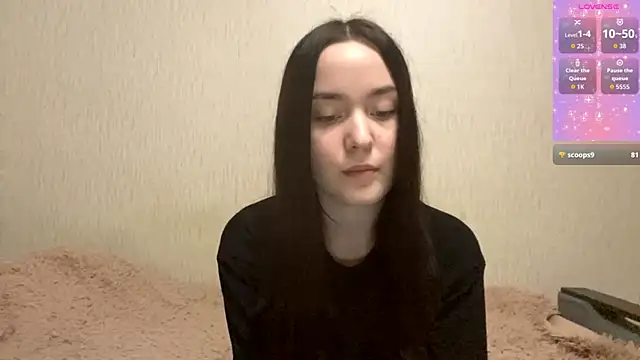 Snapshot of VividSienna chatting on 11/14/25, 03:00 VividSienna online show from 11/14/25, 03:00