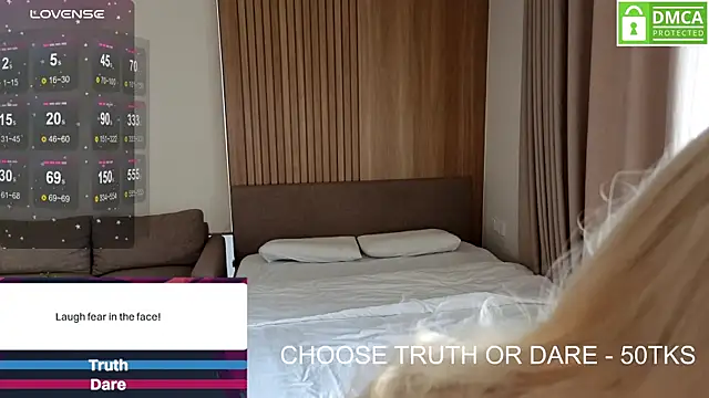 Kim Ryu online show from 11/18/25, 04:28