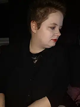 Snapshot of Katy2323 chatting on 10/19/25, 07:03 Katy2323 online show from 10/19/25, 07:03