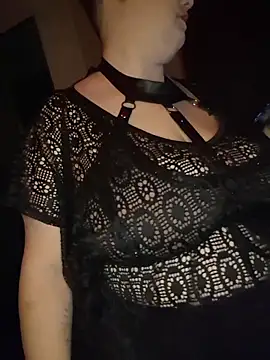 Snapshot of Katy2323 chatting on 11/22/25, 07:35 Katy2323 online show from 11/22/25, 07:35