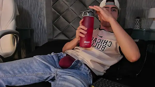 dylan cross  online show from 10/14/25, 11:22