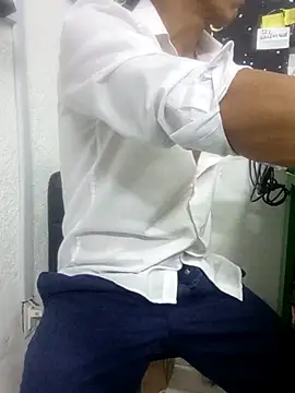 HungHangup online show from 10/14/25, 11:27