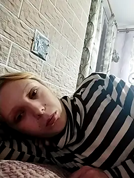 Ponka2011 online show from 10/13/25, 05:29