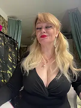 Sweet-blonde online show from 06/25/26, 09:52