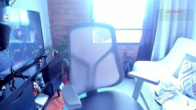 Chubby Licius online show from 04/15/26, 10:21