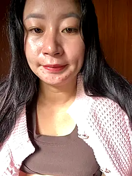 violet-00 online show from 10/11/25, 01:16