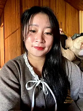 violet-00 online show from 10/30/25, 01:18