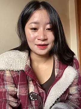 violet-00 online show from 11/15/25, 02:20