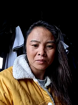 xuxulovezz online show from 11/03/25, 02:02