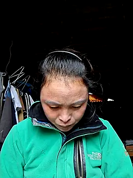 xuxulovezz online show from 11/04/25, 12:32