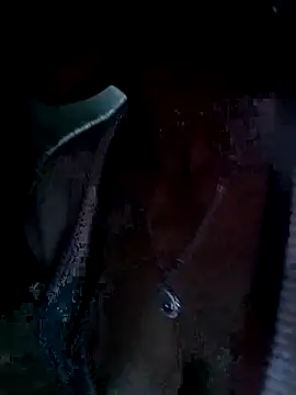 Snapshot of abigail-00 chatting on 12/21/25, 10:39 abigail-00 online show from 12/21/25, 10:39