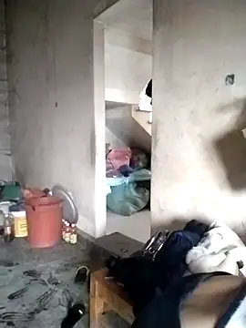 Snapshot of abigail-00 chatting on 01/10/26, 04:03 abigail-00 online show from 01/10/26, 04:03