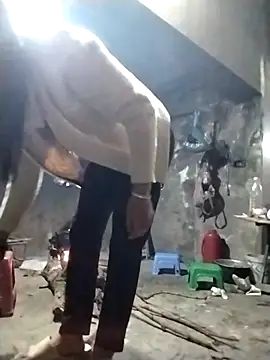 Snapshot of abigail-00 chatting on 01/10/26, 10:25 abigail-00 online show from 01/10/26, 10:25