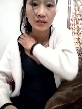 Snapshot of abigail-00 chatting on 01/15/26, 04:17 abigail-00 online show from 01/15/26, 04:17