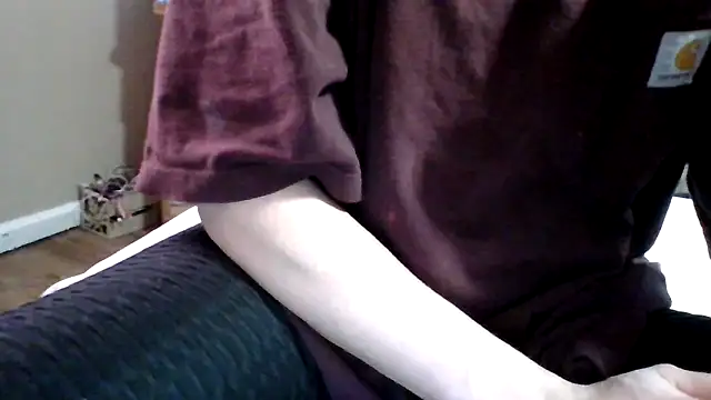 Snapshot of brunettebabexo3 chatting on 11/19/25, 07:14 brunettebabexo3 online show from 11/19/25, 07:14