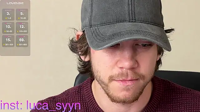 Snapshot of luca_syn chatting on 10/26/25, 06:47 luca syn online show from 10/26/25, 06:47