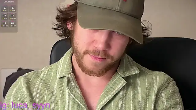 Snapshot of luca_syn chatting on 11/17/25, 07:19 luca syn online show from 11/17/25, 07:19