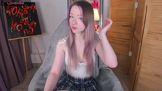 elliupp online show from 03/28/26, 04:06