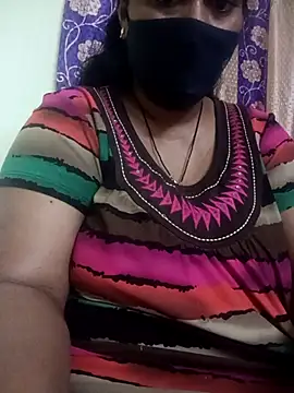 Snapshot of sowji_telugammai chatting on 10/29/25, 09:00 sowji telugammai online show from 10/29/25, 09:00