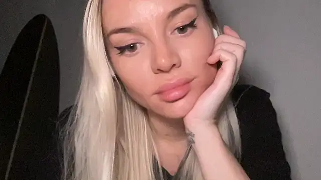 Corimare online show from 10/01/25, 07:09