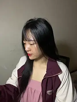 Snapshot of Be_xinh chatting on 11/08/25, 02:39 Be xinh online show from 11/08/25, 02:39