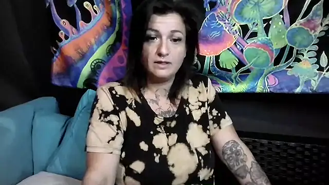 88heygirlhey88 online show from 07/12/26, 08:16