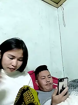 Snapshot of Mai4568 chatting on 11/29/25, 02:25 Mai4568 online show from 11/29/25, 02:25