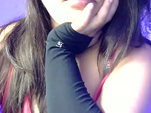 Aaliya02 online show from 04/04/26, 11:40