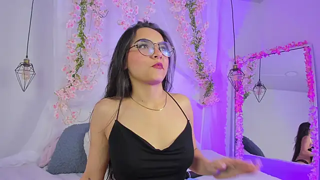 eimi rosse18 online show from 02/09/26, 12:31