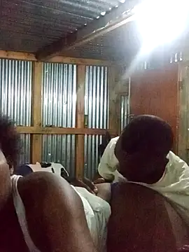 l4 love online show from 04/17/26, 08:12