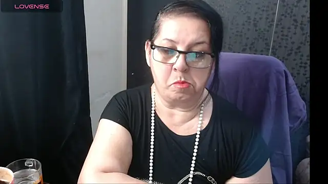 MissSanjanne online show from 01/11/25, 08:43