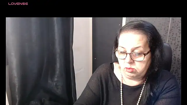 MissSanjanne online show from 12/15/25, 09:30