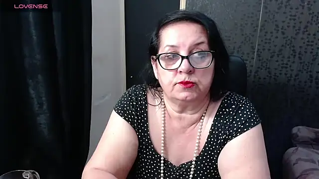 MissSanjanne online show from 05/19/26, 07:42