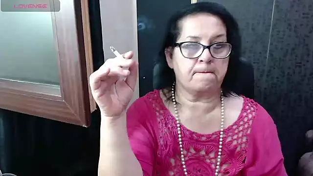 Snapshot of MissSanjanne chatting on 07/12/26, 03:52 MissSanjanne online show from 07/12/26, 03:52