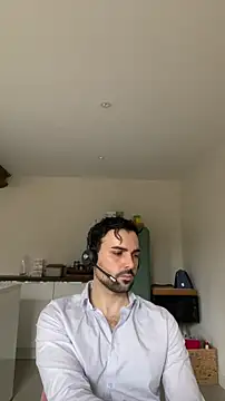 eauminerale online show from 02/16/26, 08:32