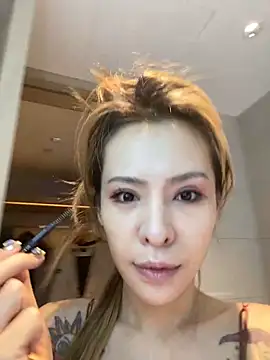 miumiu-66 online show from 11/27/25, 01:35