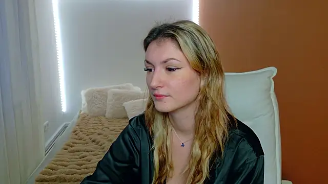 Anaayss  online show from 02/02/26, 06:01