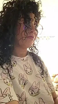 LondonHilton online show from 04/13/26, 03:39