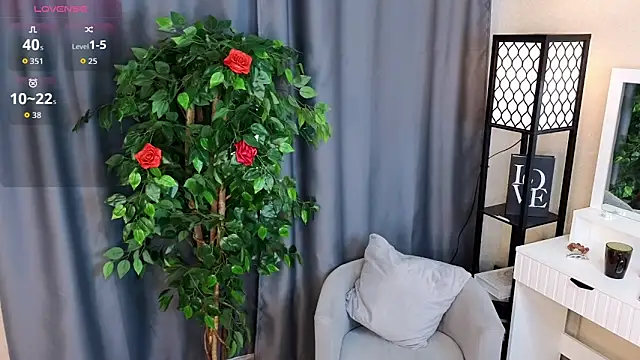 ElenoreReth online show from 03/17/26, 03:00