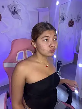 Gaby 002 online show from 10/18/25, 02:14