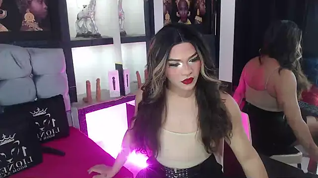 Sophia hott01 online show from 10/06/25, 12:46