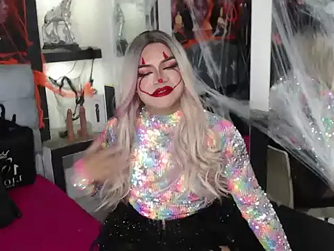 Sophia hott01 online show from 10/31/25, 12:28