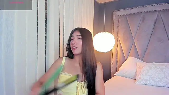 Mariana Kalo online show from 10/10/25, 10:58