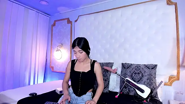 Snapshot of Mariana_Kalo chatting on 01/17/26, 11:04 Mariana Kalo online show from 01/17/26, 11:04