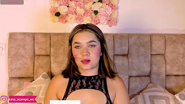 LunaOcampo  online show from 10/28/25, 07:27