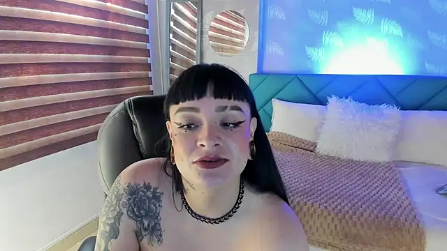 Antonela vargas online show from 03/21/26, 12:21