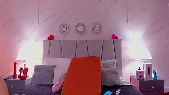 Snapshot of Michell_Monet chatting on 03/02/26, 12:01 Michell Monet online show from 03/02/26, 12:01